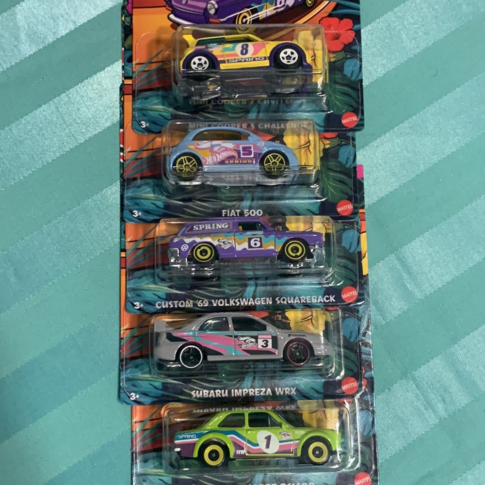 Easter Hot Wheels Spring Easter Collection 5 Cars - Picture 9 of 12